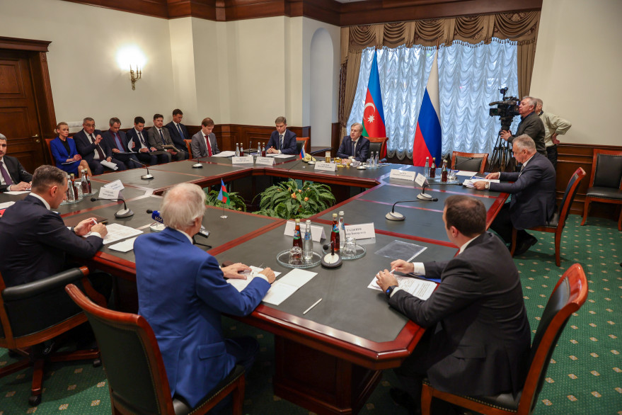 Minister Rashad Nabiyev meets with Russian Transport Minister Vitaly Savelyev
