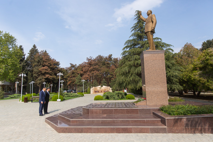 Nazir Rəşad Nəbiyev Naftalan şəhərində vətəndaşları qəbul edib