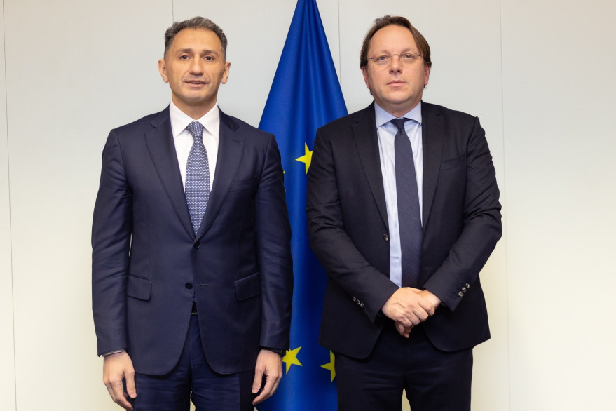 Minister Rashad Nabiyev meets EU Commissioner for Enlargement Olivier Varhelyi