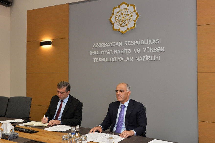 “Nəqliyyat və logistika əməliyyatlarında rəqəmsallaşmanın gücləndirilməsi istiqamətində əməkdaşlığın təşviqi” mövzusunda beynəlxalq tədbir keçirilib