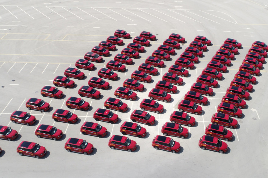 President Ilham Aliyev viewed new LEVC TX London taxis delivered to Baku