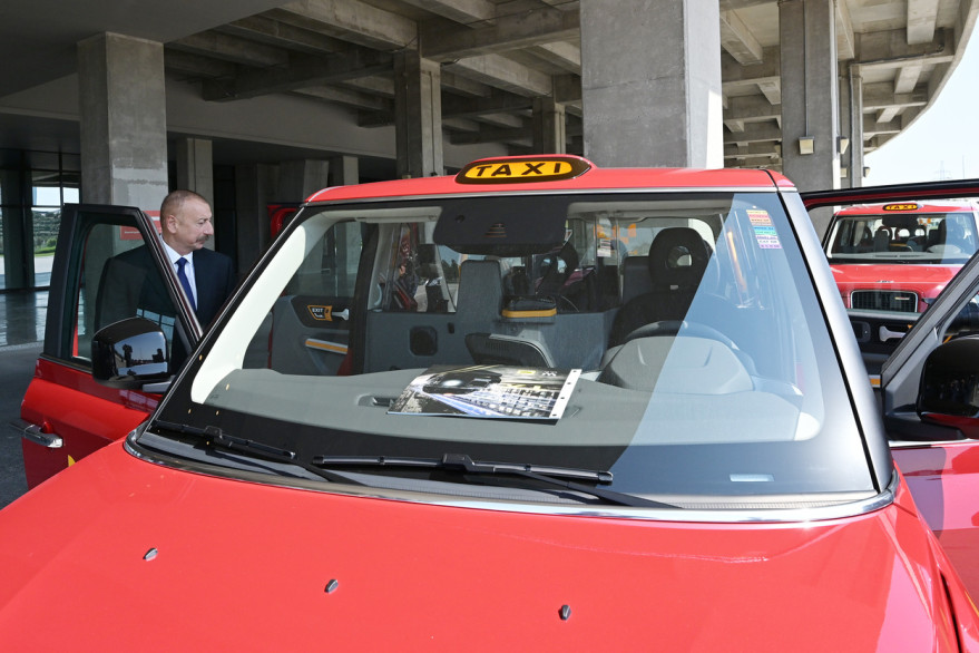 President Ilham Aliyev viewed new LEVC TX London taxis delivered to Baku