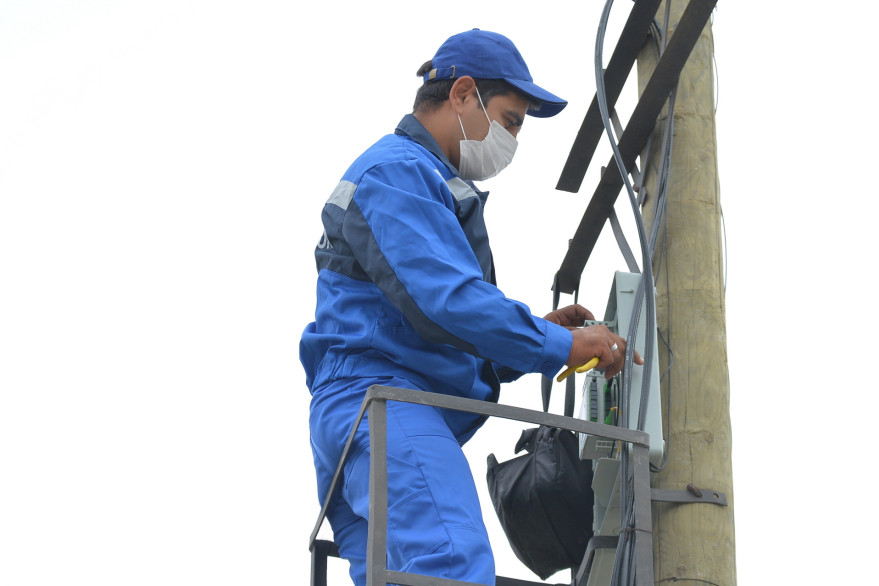 Baktelecom provides private residential houses with optical lines