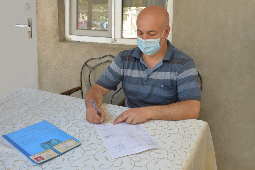 Baktelecom provides a group of disabled people and families of martyrs of Karabakh war with free wireless communication