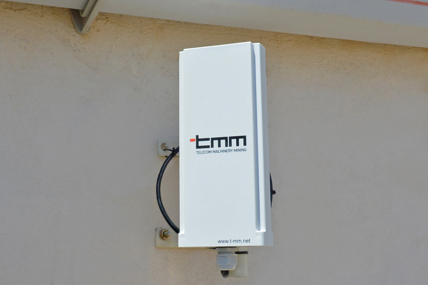 Baktelecom provides a group of disabled people and families of martyrs of Karabakh war with free wireless communication