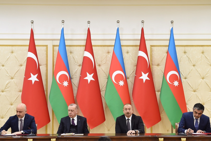 Azerbaijan, Turkey signed bilateral documents
