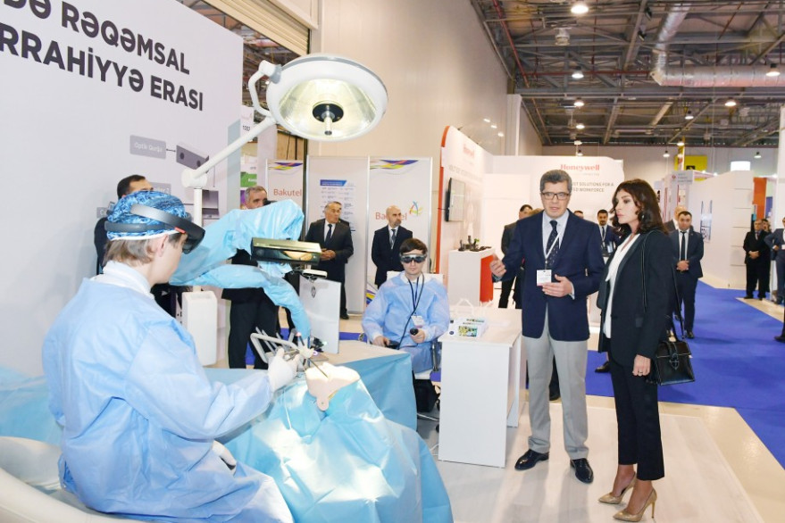 President Ilham Aliyev viewed Bakutel 2018 exhibition