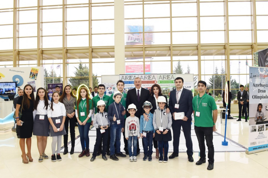 President Ilham Aliyev viewed Bakutel 2018 exhibition