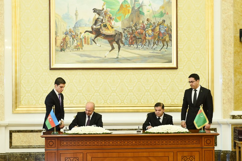 Azerbaijan, Turkmenistan signed bilateral documents