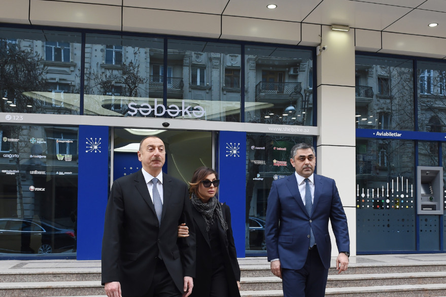 President Ilham Aliyev attends opening of new service center at branch post office №1 in Baku