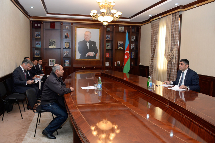 Minister Ramin Guluzade receives citizens in Tartar