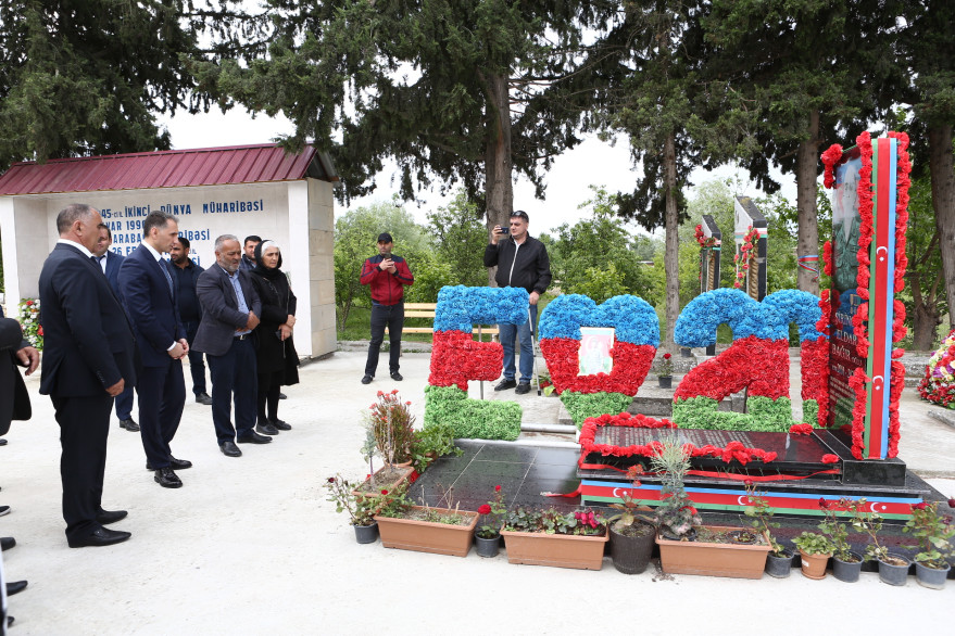 Nazir Rəşad Nəbiyev Göyçayda şəhid və qazi ailələrini ziyarət edib