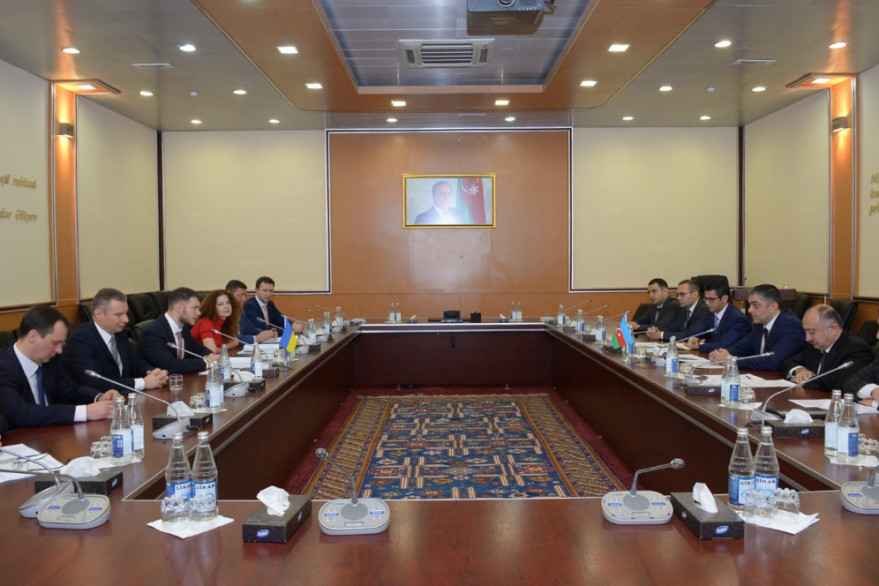 Ramin Guluzade met with Minister of Infrastructure of Ukraine