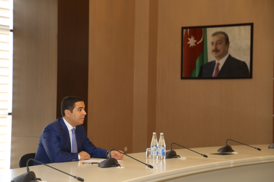 Nəqliyyat, Rabitə və Yüksək  Texnologiyalar naziri Oğuzda, nazirin birinci müavini  Qəbələdə vətəndaşları qəbul edib