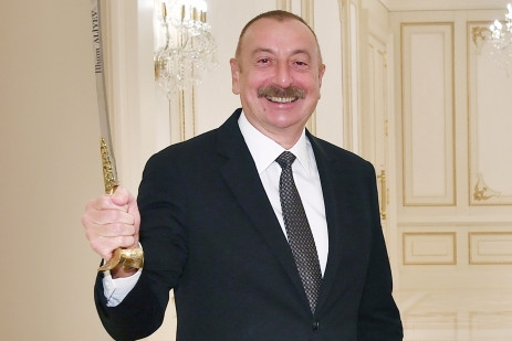 Prezident İlham Əliyev Türkiyənin nəqliyyat və infrastruktur nazirinin başçılıq etdiyi nümayəndə heyətini qəbul edib