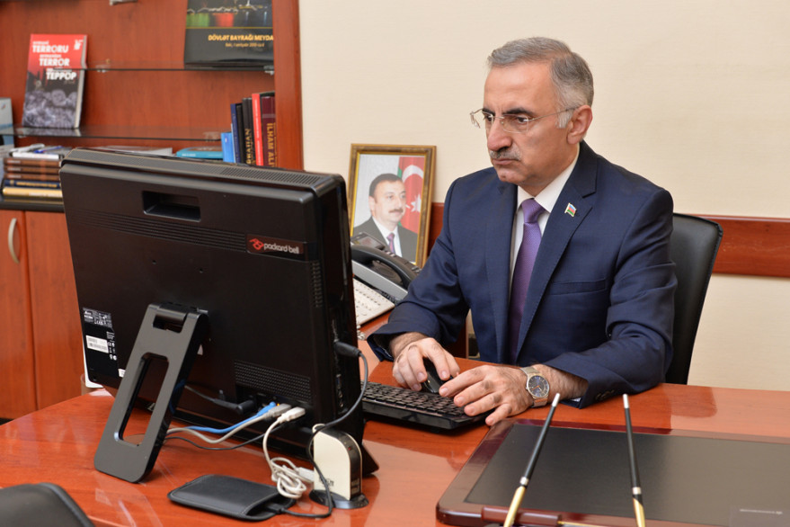 28 May – Respublika  Günü ilə  əlaqədar Nəqliyyat, Rabitə  və Yüksək Texnologiyalar Nazirliyində tədbir keçirilib