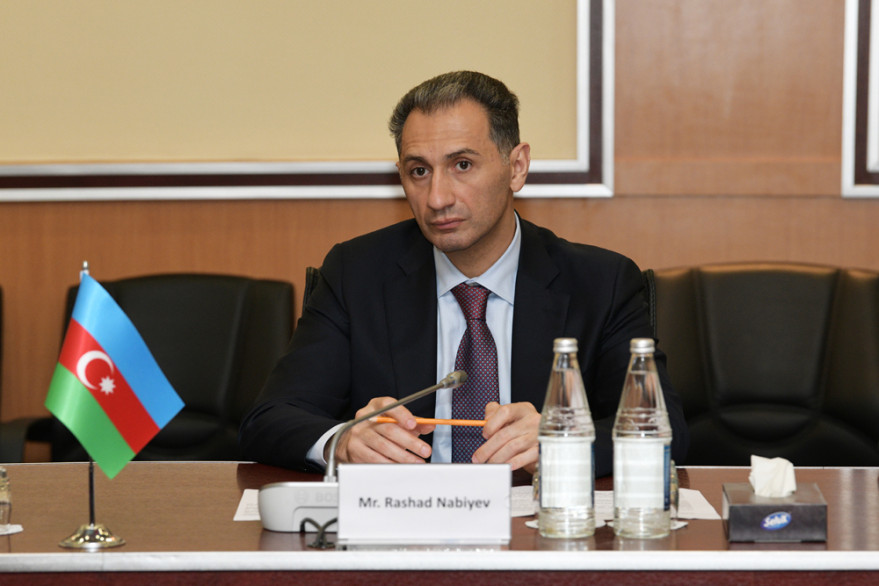Nazir Rəşad  Nəbiyev ölkəmizdə səfərdə olan Böyük  Britaniyanın ixracat naziri Qraham Styuartla görüşüb
