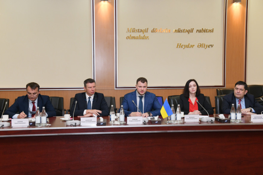 Nazir Rəşad Nəbiyev Ukraynanın infrastruktur naziri Vladislav Krikli ilə görüş keçirib