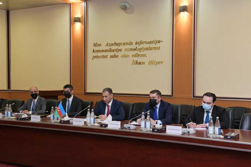 Министр Рашад Набиев встретился с делегацией парламента Ирака