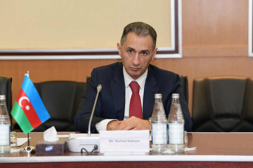 Министр Рашад Набиев встретился с делегацией парламента Ирака