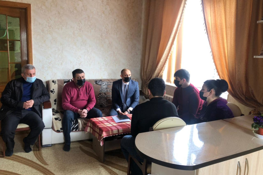 Novruz bayramı ərəfəsində şəhid ailələri ziyarət olunub