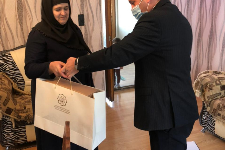 Novruz bayramı ərəfəsində şəhid ailələri ziyarət olunub