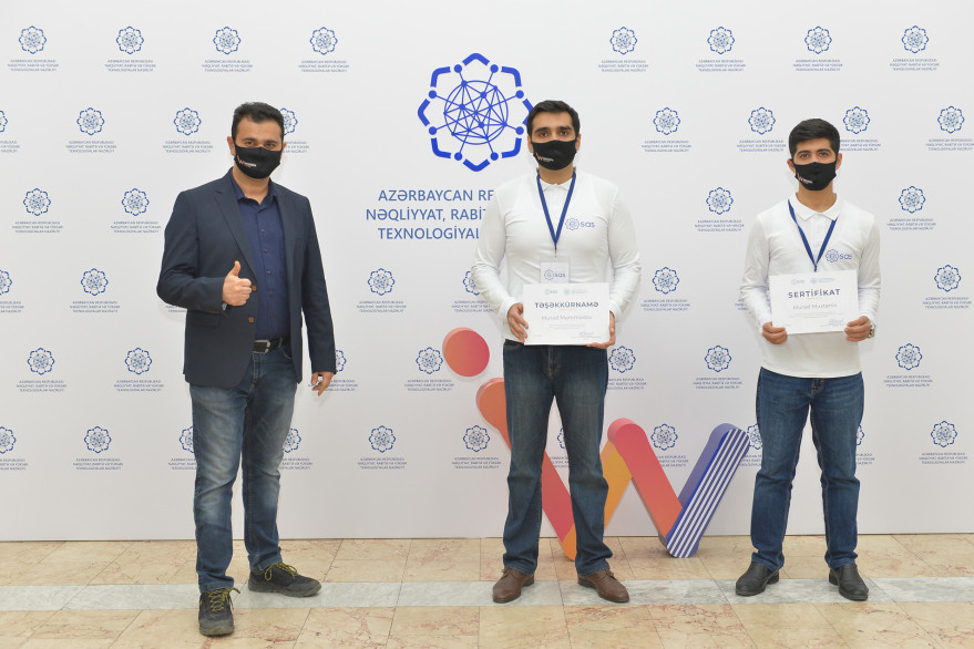 “eSAS” Könüllülük proqramı çərçivəsində həyata keçirilən layihələrdə aktivliyi ilə seçilən könüllülər təltif edilib