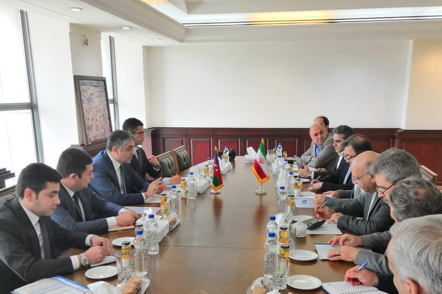 Azerbaijan, Iran discuss cooperation in transport and telecommunication