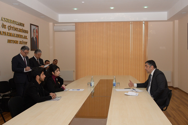 Министр транспорта, связи и высоких технологий встретился с гражданами в Саатлы