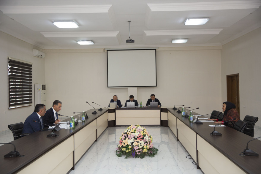 Министр Рашад Набиев принял граждан в городе Хачмаз