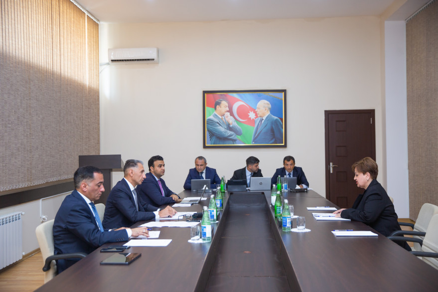 Министр Рашад Набиев принял граждан в городе Агсу