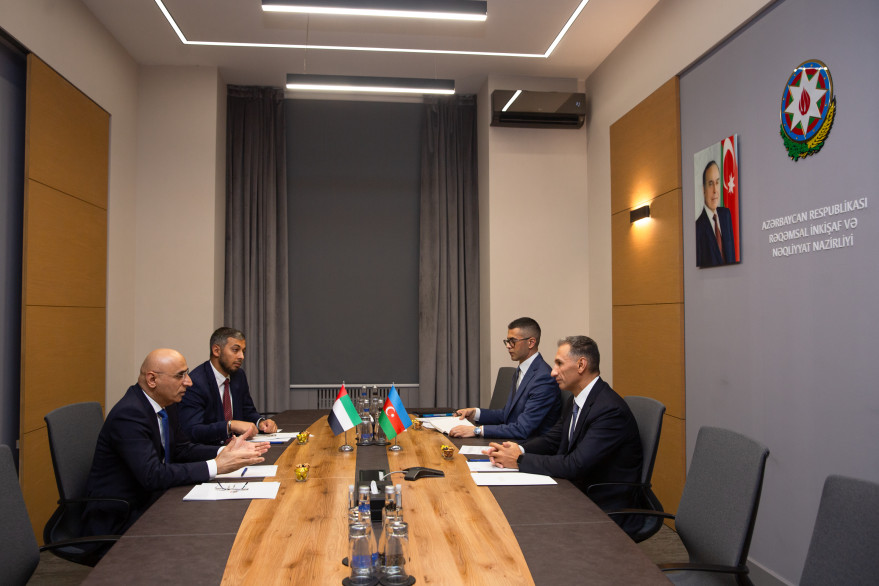 Minister Rashad Nabiyev met with ambassadors of three countries in Azerbaijan