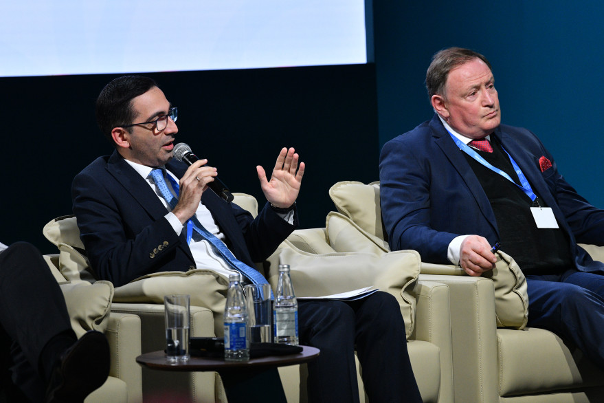 “Beynəlxalq aviasiya və iqlim dəyişikliyi” mövzusunda panel müzakirəsi keçirilib