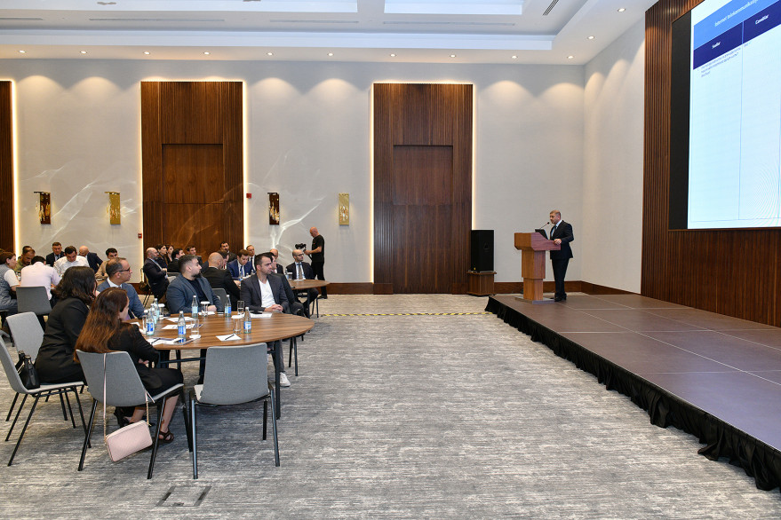 İKT Agentliyi yazı müsabiqəsinin qaliblərini mükafatlandırdı