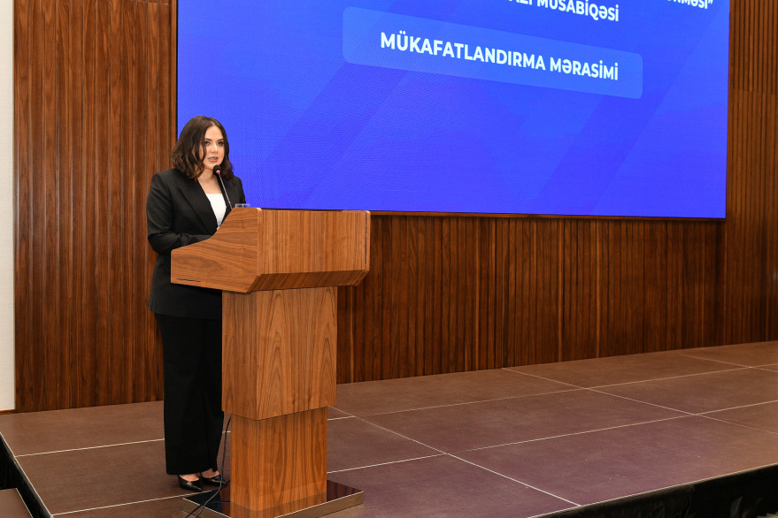 İKT Agentliyi yazı müsabiqəsinin qaliblərini mükafatlandırdı