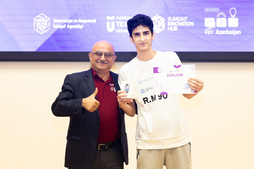 “R.M.90” Programming Competition Held Among School Students