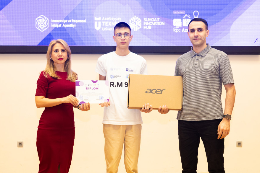 “R.M.90” Programming Competition Held Among School Students