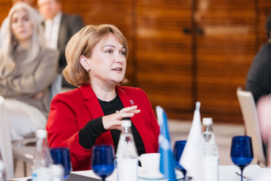 İRİA организовал очередной тренинг по киберпросвещению для руководящих лиц