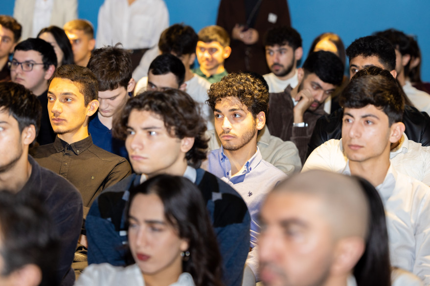 Стартовали новые учебные программы Holberton School Azerbaijan
