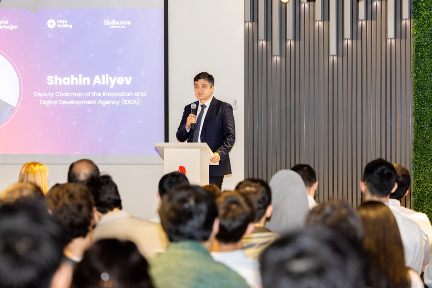 Стартовали новые учебные программы Holberton School Azerbaijan