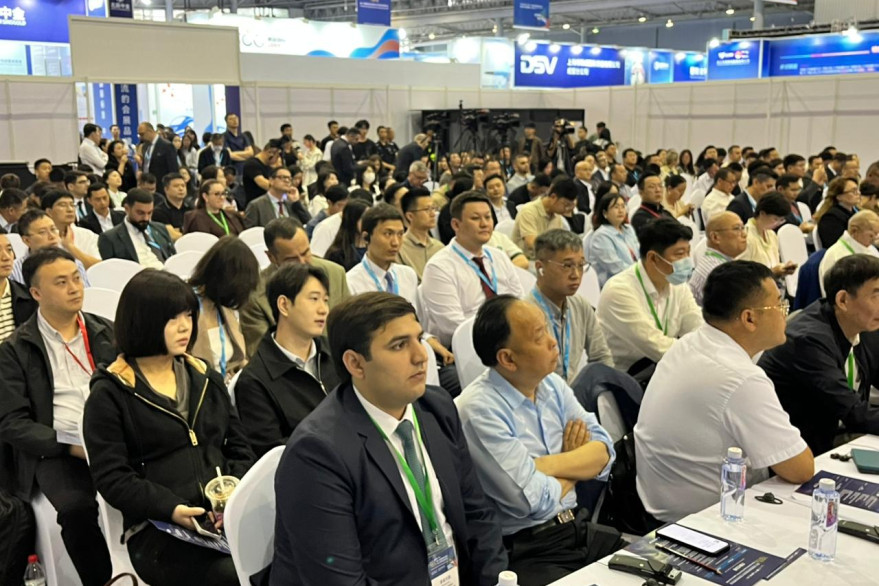 Azerbaijan Takes Part in 8th International Supply Chain and Port Logistics Expo in China