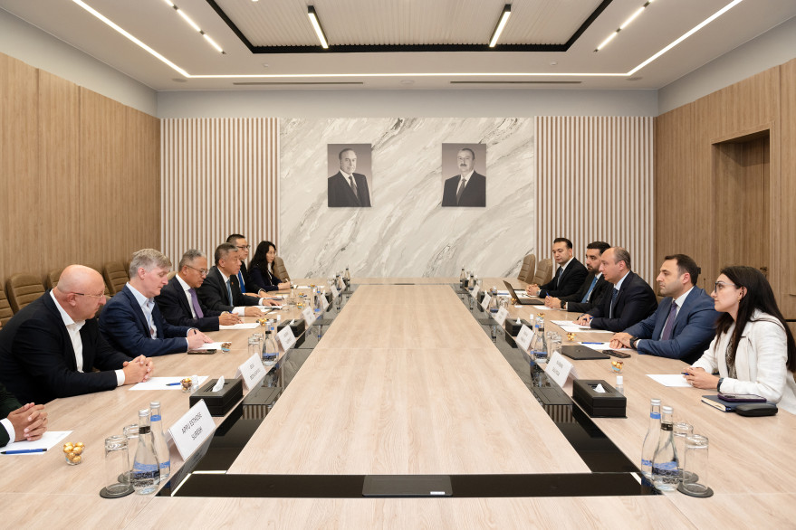 Rəqəmsal İnkişaf və Nəqliyyat Nazirliyində “CITIC Group” şirkətinin nümayəndə heyəti ilə görüş keçirilib