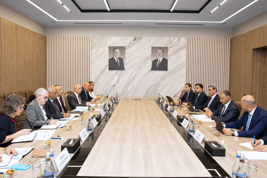 Nazir Rəşad Nəbiyev Asiya İnkişaf Bankının Direktorlar Şurasının üzvləri ilə görüşüb