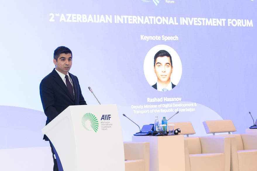 Nazir müavini 2-ci Azərbaycan Beynəlxalq İnvestisiya Forumu çərçivəsində intellektual iqtisadiyyatın qurulmasına dair Azərbaycanın yanaşmasını təqdim edib