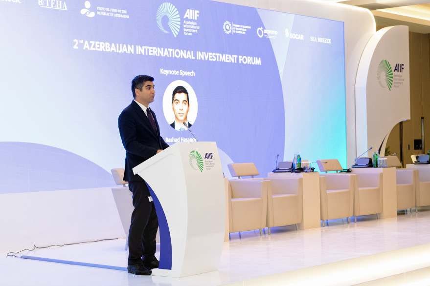 Nazir müavini 2-ci Azərbaycan Beynəlxalq İnvestisiya Forumu çərçivəsində intellektual iqtisadiyyatın qurulmasına dair Azərbaycanın yanaşmasını təqdim edib