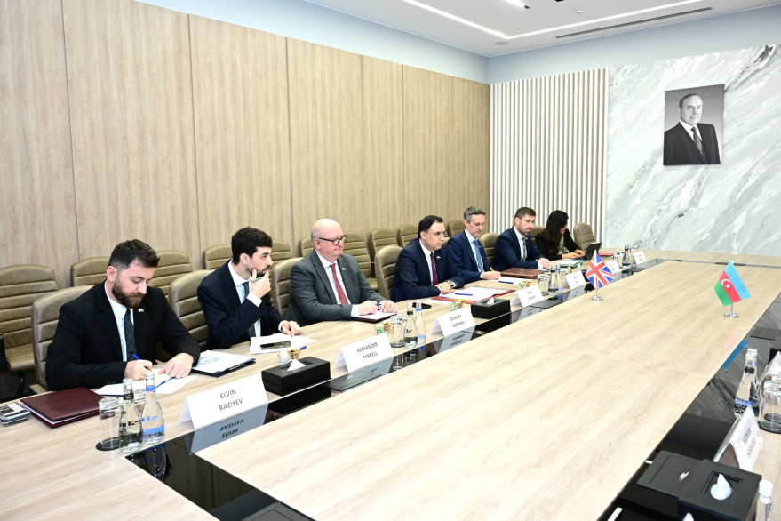 Nazir Rəşad Nəbiyev Böyük Britaniyanın Biznes, İnnovasiya və Ticarət Departamentinin ticarət üzrə dövlət naziri ilə görüşüb