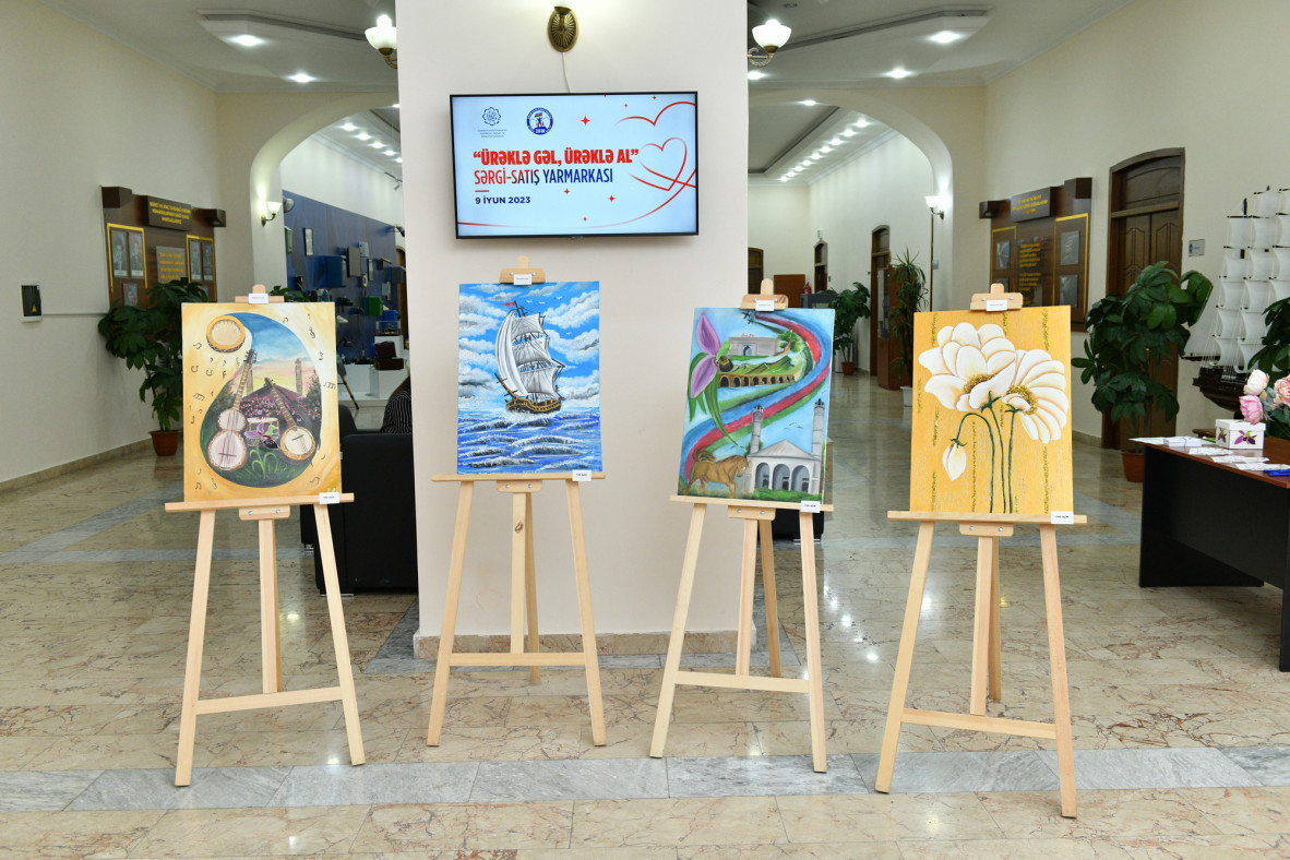 Министерство организовало выставку-ярмарку изделий ручной работы семей шехидов