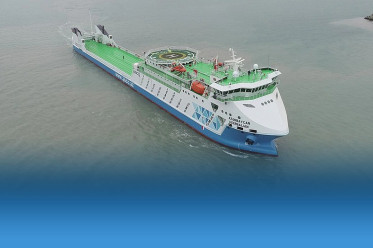 Hazırda dənizçilərə hansı tip sənədlər QR kodla təqdim olunur?