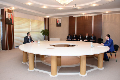 Министр связи и высоких технологий Рамин Гулузаде встретился с гражданами в Нефтчале 