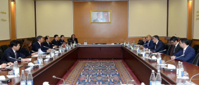 Nazir Ramin Quluzadə Çin nümayəndə heyəti ilə görüşüb